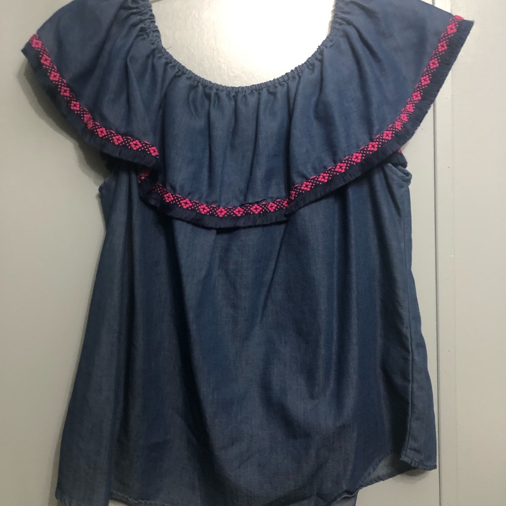 Signature Studio Blouse